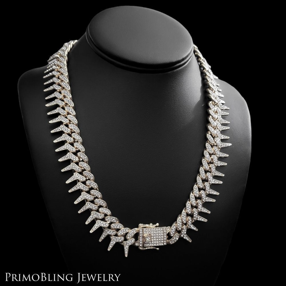 Iced Out Thorn Link Cuban Chain - Picture 4 of 4